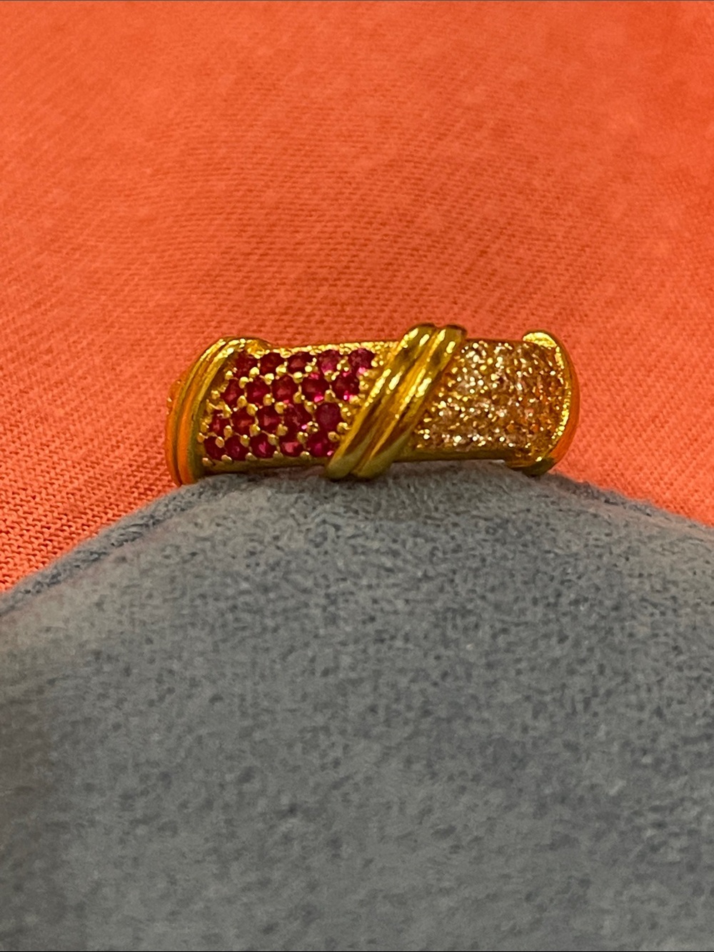 Ruby & Pavé Twisted Gold Band Ring vintage!